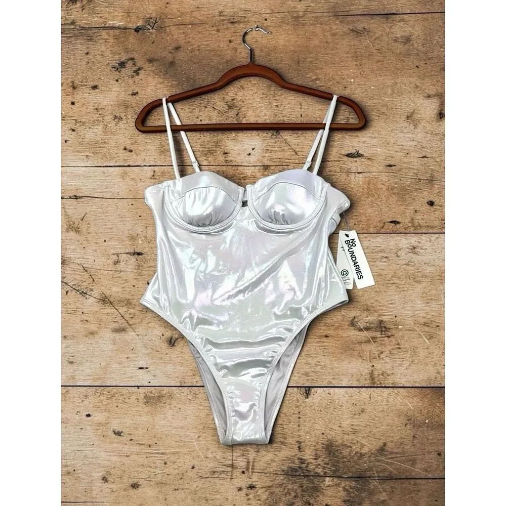 NEW No Boundaries One Piece Swimsuit Medium 8-10 Iridescent Moonlight Pearl NWT